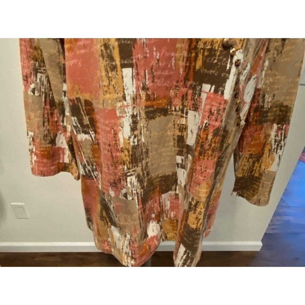 Ruby Rd Womens Size L Top 3/4 Sleeve V-Neck Button Decor - Picture 3 of 10